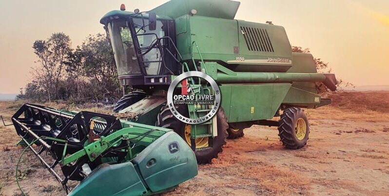 COLHEITADEDEIRA JOHN DEERE 1550 ANO 2004