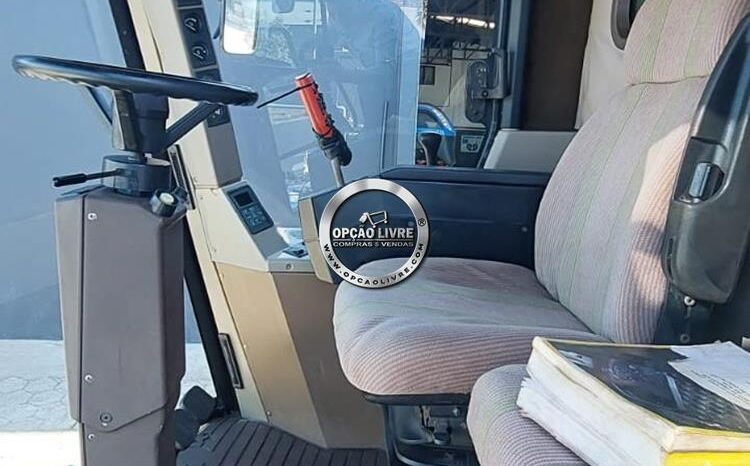 COLHEITADEDEIRA JOHN DEERE 1550 ANO 2004