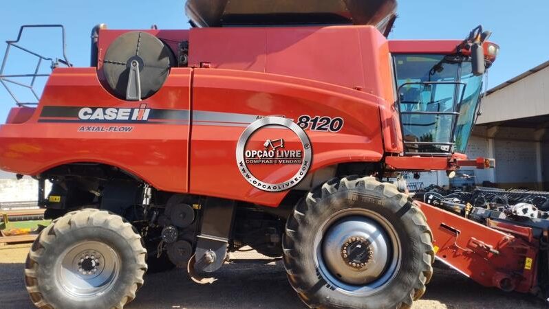 COLHEITADEIRA CASE 8120 ANO 2009 COM PLATAFORMA MACDON