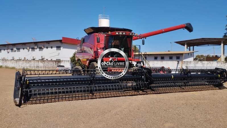 COLHEITADEIRA CASE 8120 ANO 2009 COM PLATAFORMA MACDON