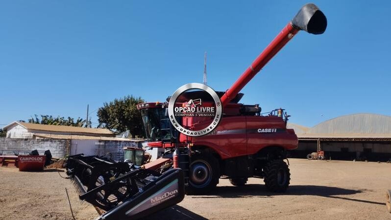 COLHEITADEIRA CASE 8120 ANO 2009 COM PLATAFORMA MACDON