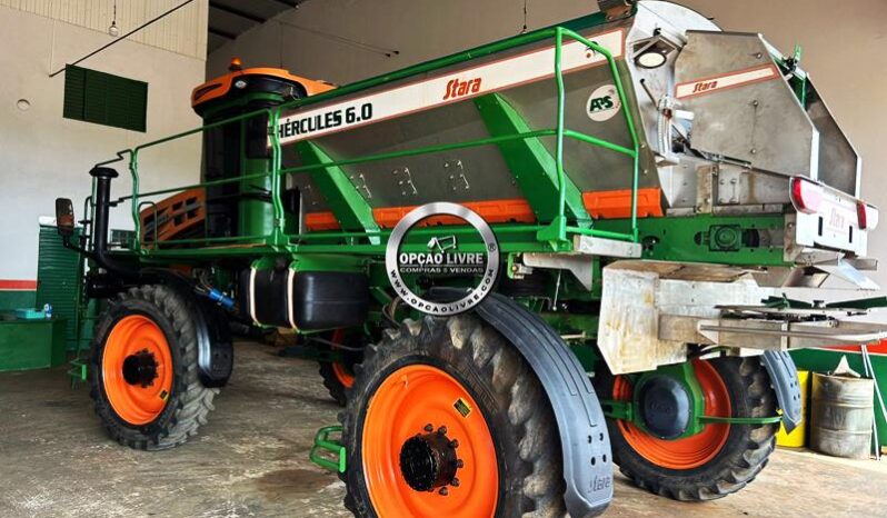 DISTRIBUIDOR AUTOPROPELIDO STARA HERCULES 6.0 ANO 2018