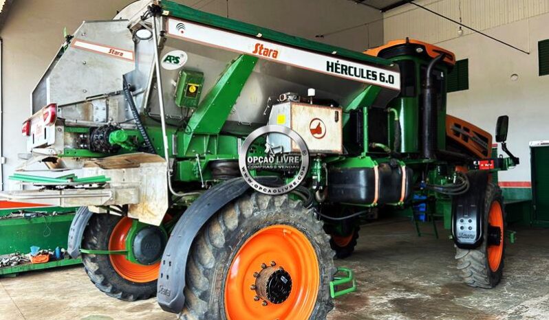 DISTRIBUIDOR AUTOPROPELIDO STARA HERCULES 6.0 ANO 2018
