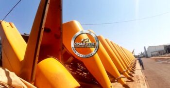 PLATAFORMA DE MILHO NEW HOLLAND 26 LINHAS (11)