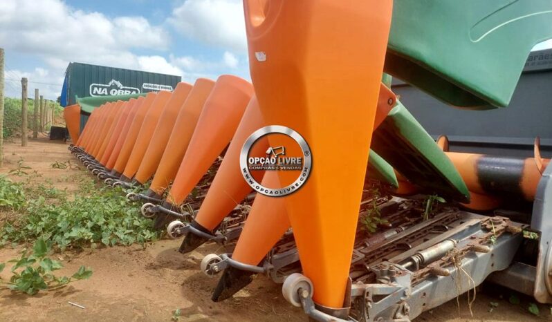 PLATAFORMA DE MILHO STARA BRAVA 8280 18X45 ANO 2011