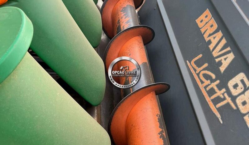 PLATAFORMA DE MILHO STARA BRAVA 6850 14X50 ANO 2010