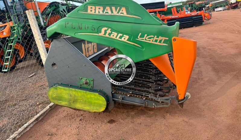 PLATAFORMA DE MILHO STARA BRAVA 6850 14X50 ANO 2010