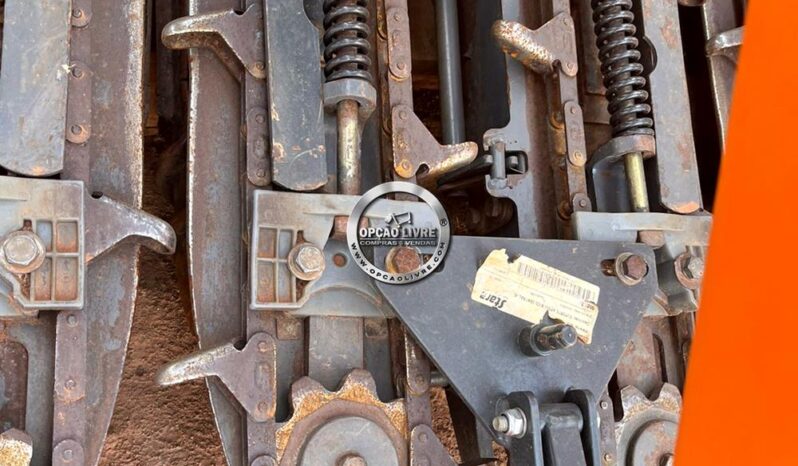 PLATAFORMA DE MILHO STARA BRAVA 6850 14X50 ANO 2010