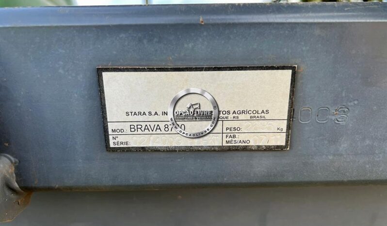 PLATAFORMA DE MILHO STARA BRAVA 8730 12X76 ANO 2011