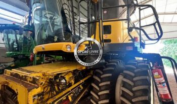 COLHEITADEIRA NEW HOLLAND CR9060 30PES ANO 2011