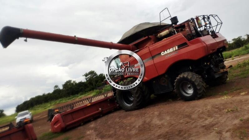 COLHEITADEIRA CASE 8120 AXIAL FLOW 35PES ANO 2009
