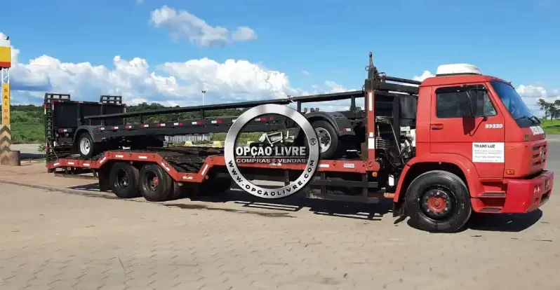 CAMINHÃO PRANCHA VOLKSWAGEN 23-220 ANO 2004 COM CONJUNTO PRANCHA VIVAN