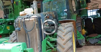 JOHN DEERE 8335 R ANO 2013 (5)