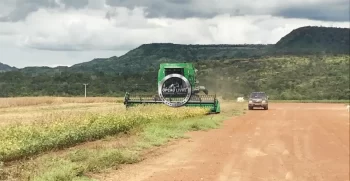 COLHEITADEIRA JOHN DEERE 1185 ANO 2001 (2)