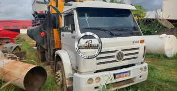 caminhão munck volks 17-210 ano 2002 (2)