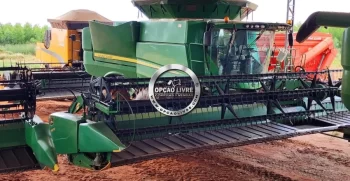 COLHEITADEIRA JOHN DEERE S680 40 PES DRAPER ANO 2015 (1)