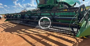 COLHEITADEIRA JOHN DEERE S680 TRAÇADA 4X4 ANO 2012 (2)