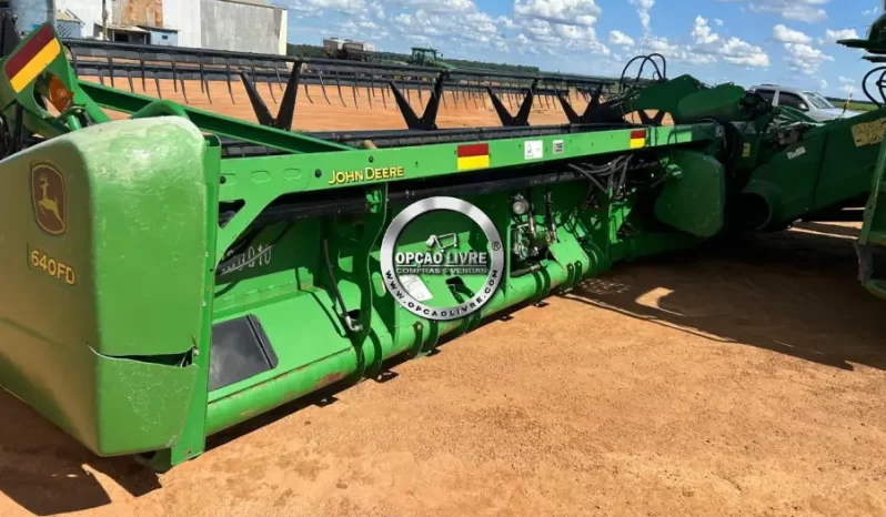 COLHEITADEIRA JOHN DEERE S680 4X4 40PES ANO 2012