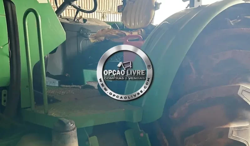 TRATOR JOHN DEERE 6125 E ANO 2015