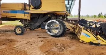 NEW HOLLAND 5070 ANO 2010 (3)