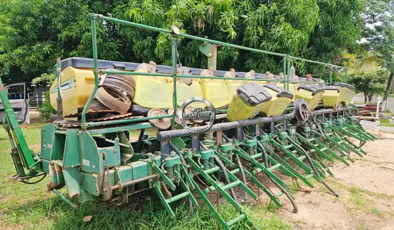 PLANTADEIRA JOHN DEERE CCS 2117 15x50cm ANO 2012