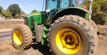 TRATOR JOHN DEERE 61180J (2)