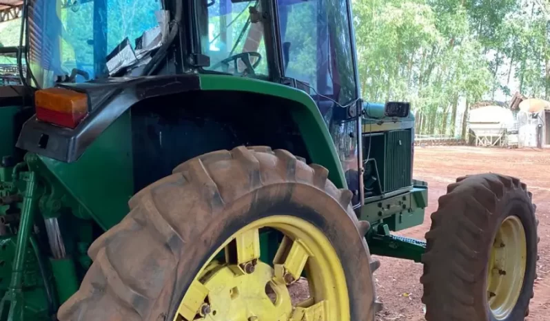 TRATOR JOHN DEERE 6300 ANO 2002