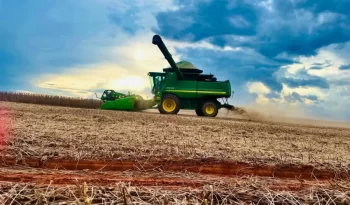 COLHEITADEIRA JOHN DEERE STS 9770 35PÉS ANO 2012