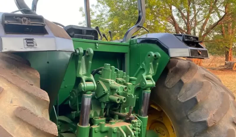 TRATOR JOHN DEERE 7500 ANO 2001