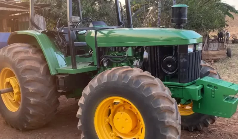 TRATOR JOHN DEERE 7500 ANO 2001