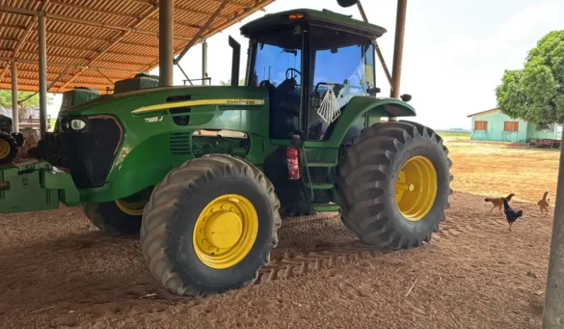 TRATOR JOHN DEERE 7185J ANO 2011